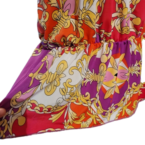 International INC Company M Top Colorful - Picture 6 of 8